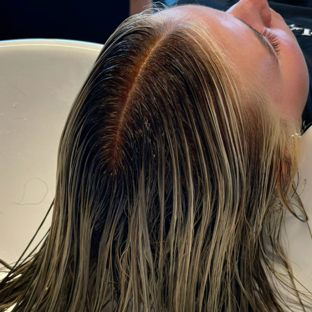 Root Melt at Brickhouse Beauties in Mooresville, IN