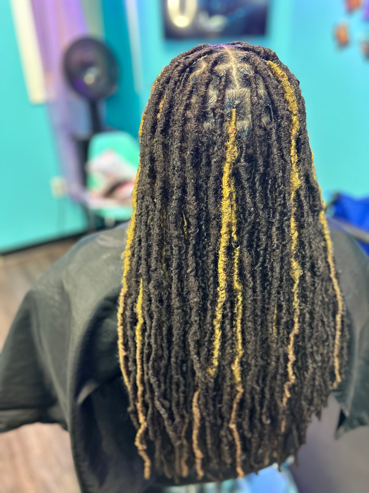 Soft Locs at Thahairtherapist in Houston, TX