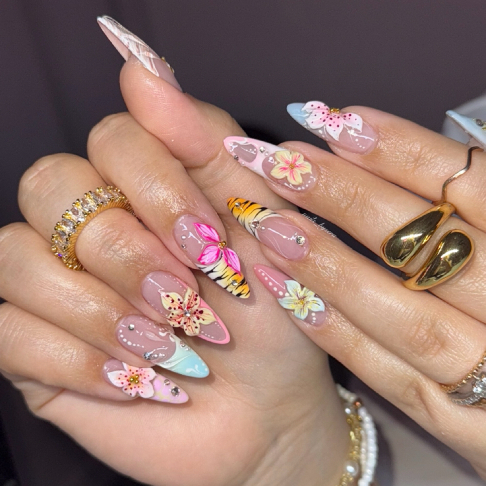 Nail Art ✍🏻🎨 Tier 4 – $70–$120