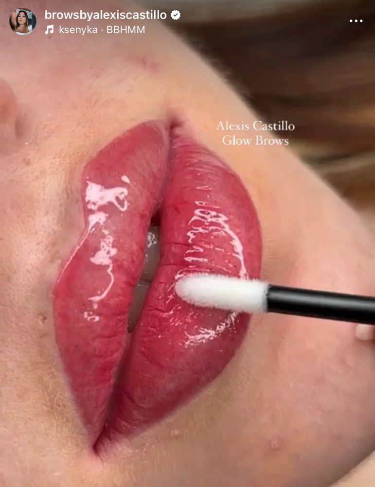 Permanent Lip Blush