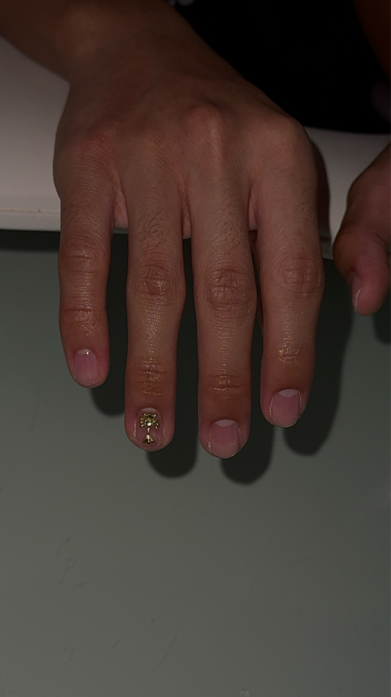 manicure at bellnailedit in houston, TX