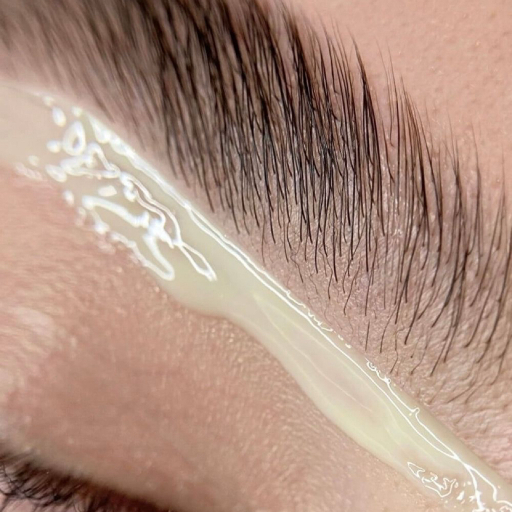 Heavenly Brow Sculpt at Angelkind Aesthetics
