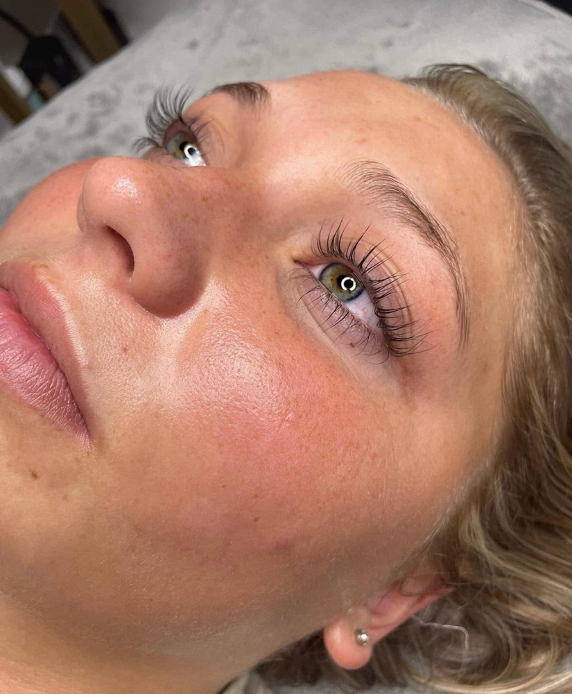 Lash Lift and Tint