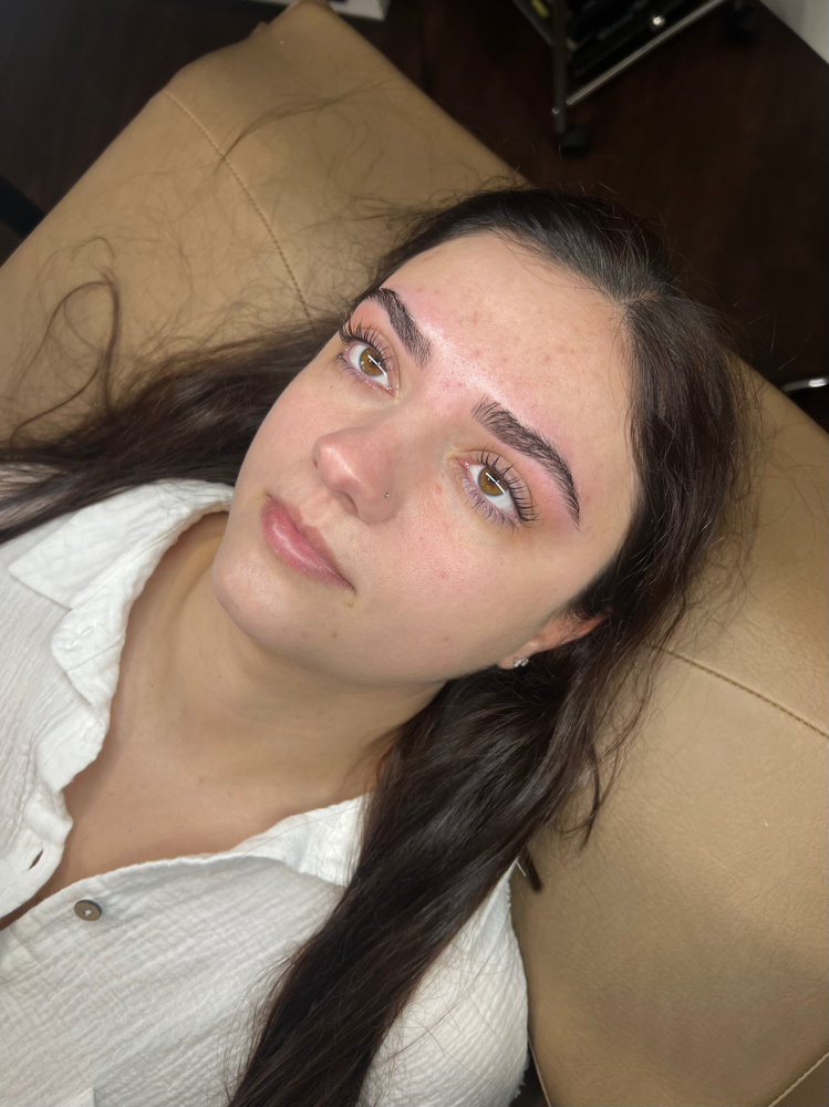 Essential Lash Lift