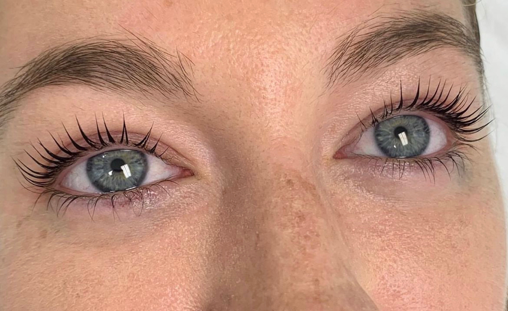 Lash Lift And Tint