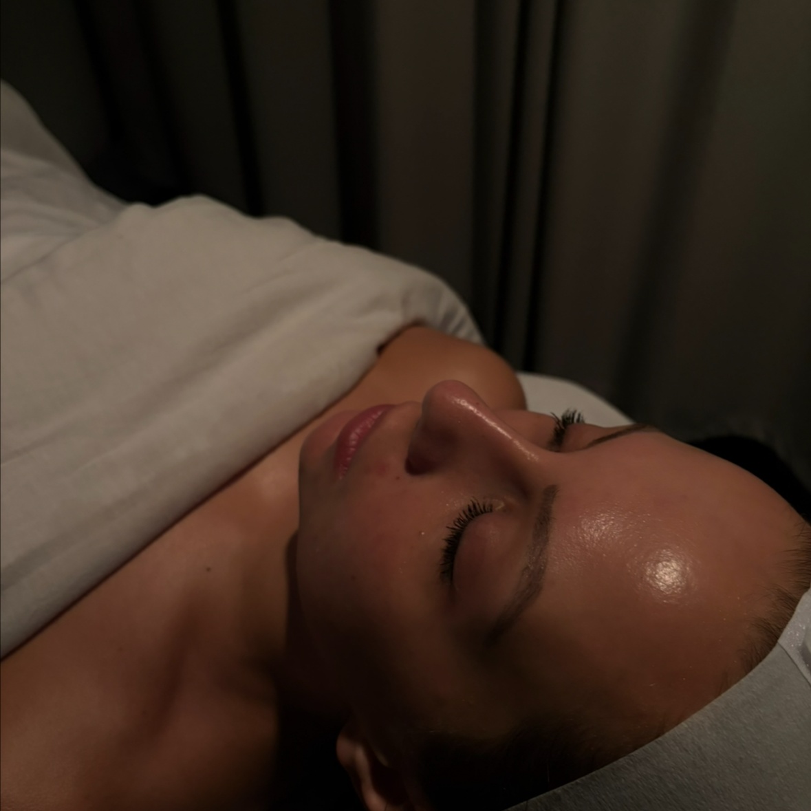 Express Facial at Buffalo Brow & Lash Lounge in Buffalo, NY