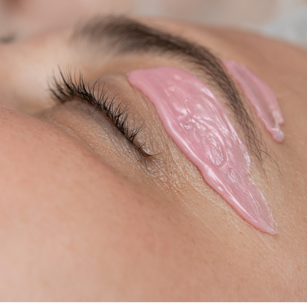 Brow Wax at Kroloe Beauty in Hartford, CT