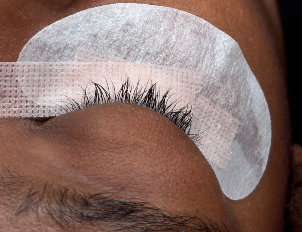 Lash Removal at Nenas Allure in Jacksonville, FL