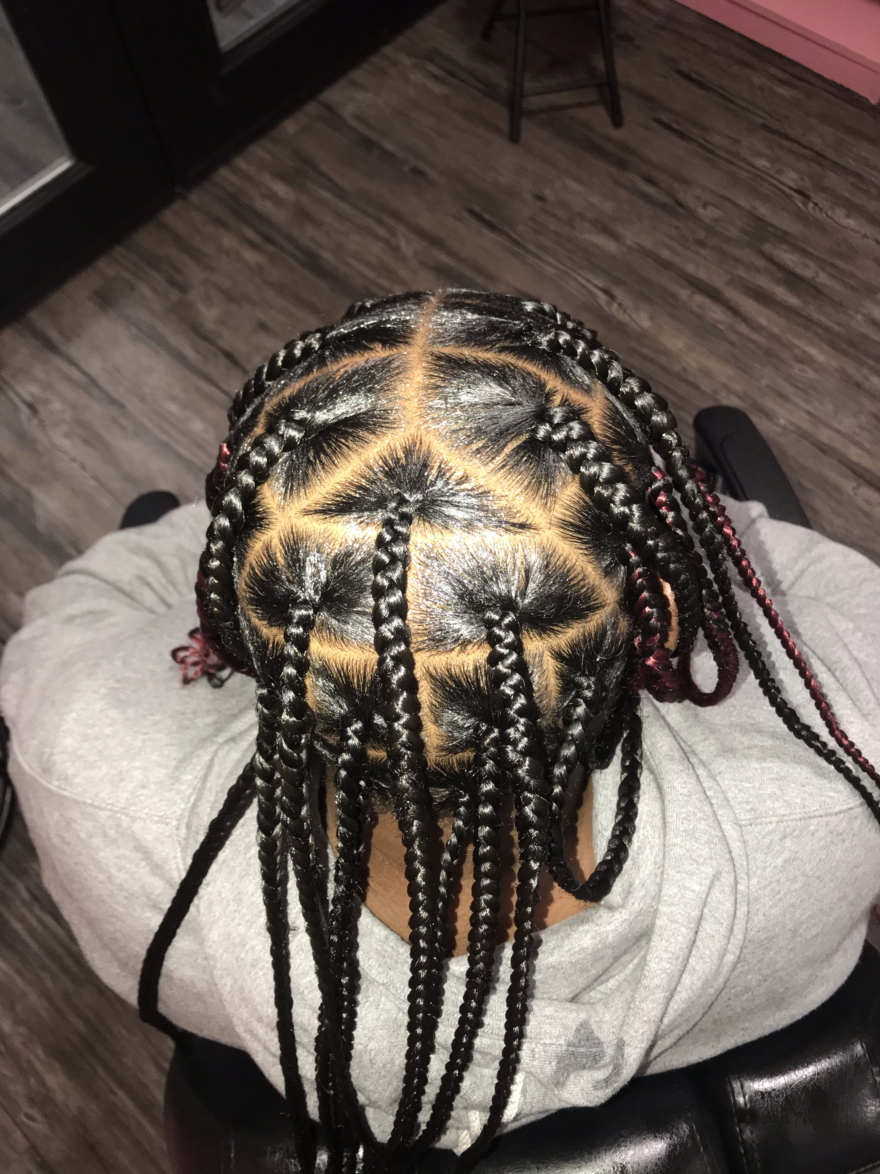LARGE KNOT-LESS BRAIDS