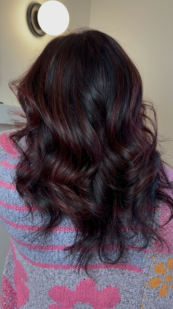 Shampoo/Blowdry