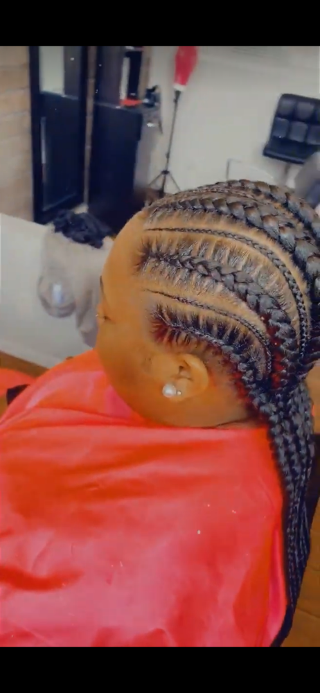 6 Feed In Braids W/ Sml Braids