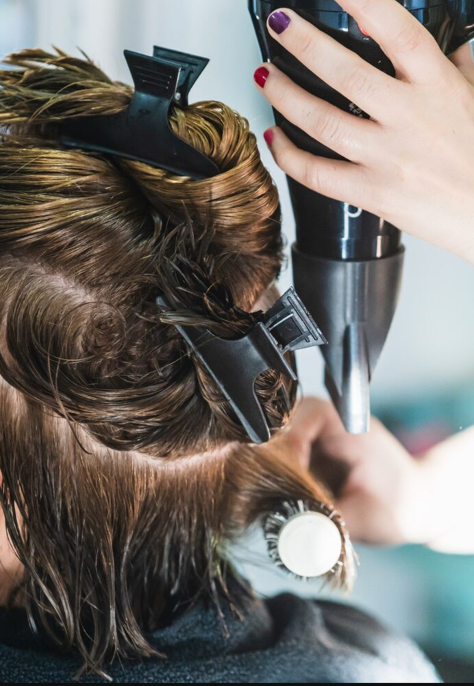 Shampoo Haircut & Blowdry at The Faded Mane-Maria in Chester, VA
