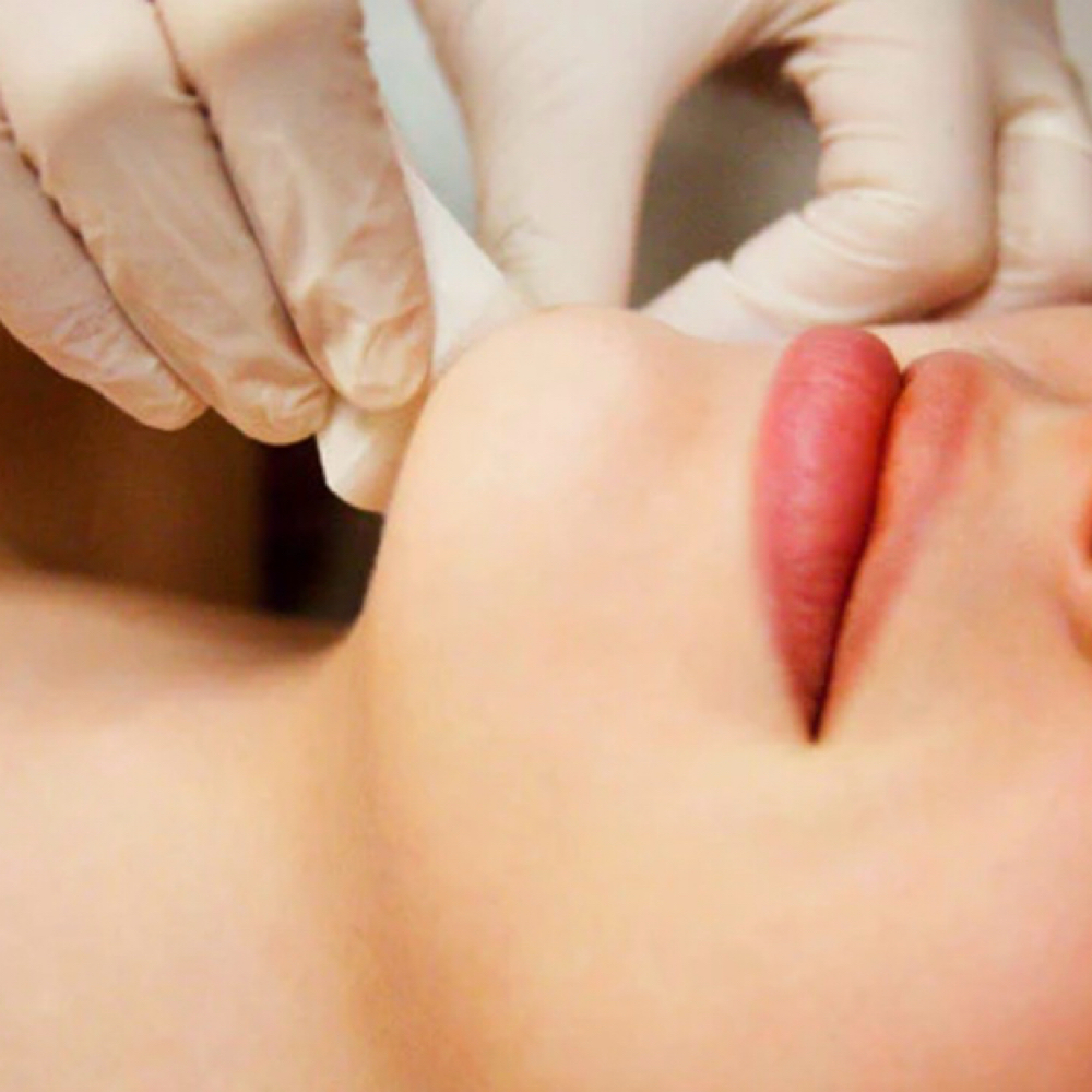 Chin Wax at Fox Den Beauty Bar in Catskill, NY