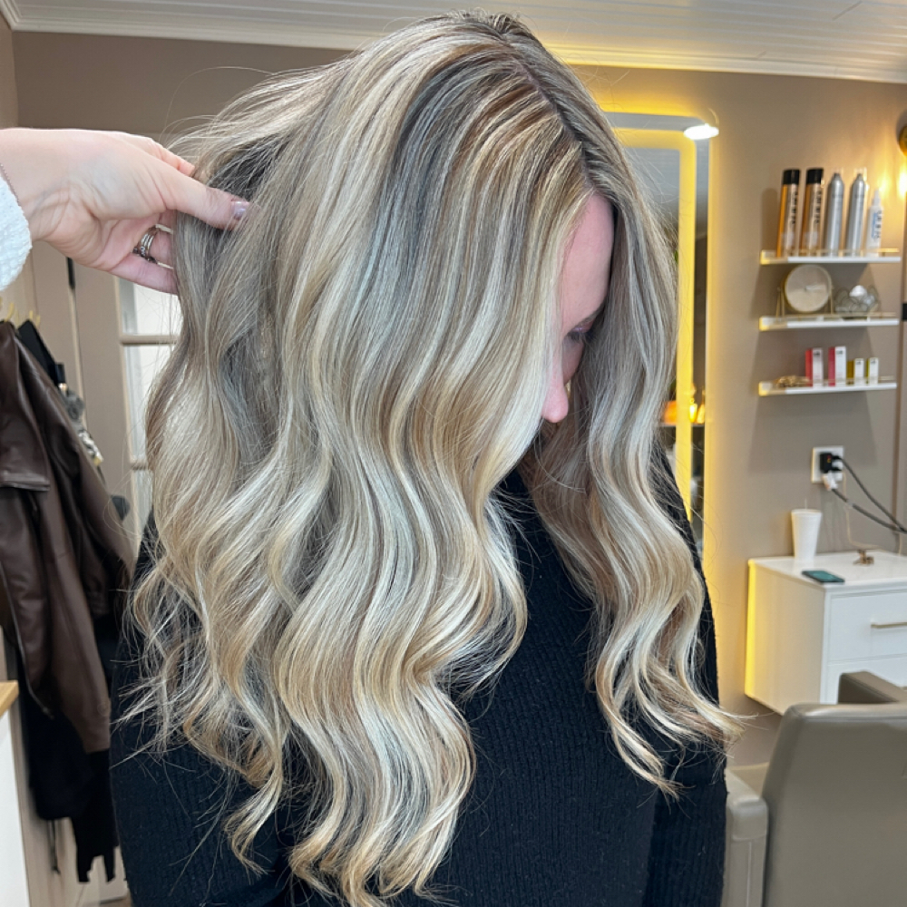 Full Transformation Blonding at Kelly At Honeycomb CT in Avon, CT