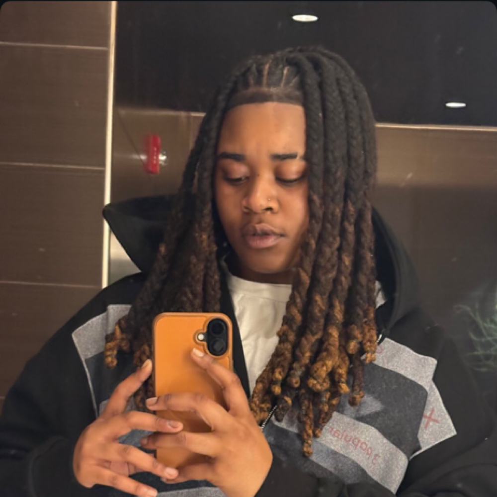 𝙿𝙻𝙰𝚃𝚂 ✰ at 𝚂𝙸𝙽 𝙲𝙸𝚃𝚈 𝙱𝙴𝙰𝚄𝚃𝚈 𝙱𝙰𝚁 ✰ in 𝙻𝚊𝚞𝚛𝚎𝚕, MD