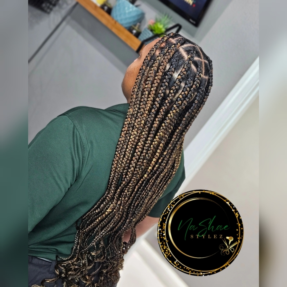 Knotless Braids - Large at NaShae Stylez in Pensacola, FL