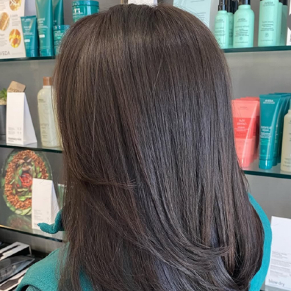Retouch Color at Denisha Aka Dee in Louisville, KY