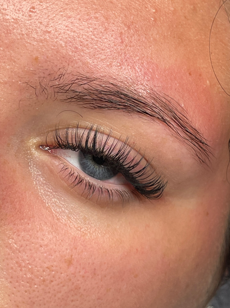 Wet Set at LashnEstheticsbyAri in Enfield, CT