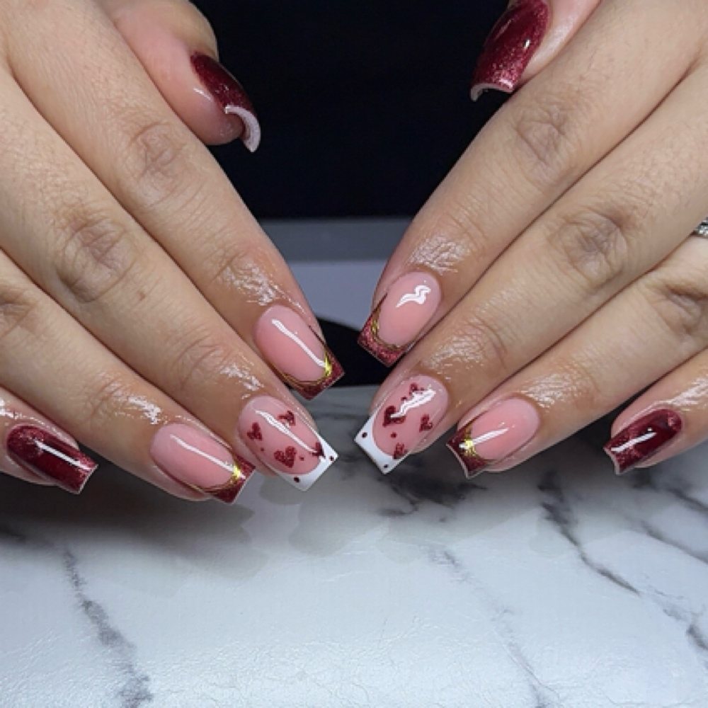 ๐ท๐๐๐๐๐๐ ๐ถ๐๐๐๐๐๐ at Llarena Cosmetics in Lynn, MA