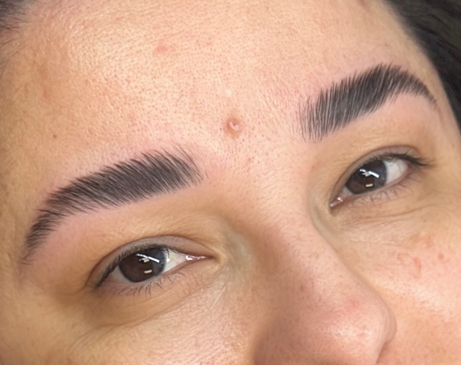 Brow Shaping And Tweezing