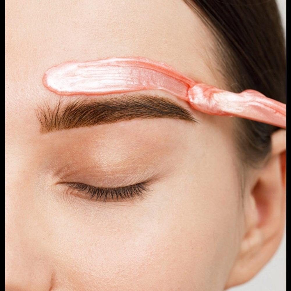 Eyebrow Wax/ Depilacion De Ceja at Shear Beauty in Derby, KS