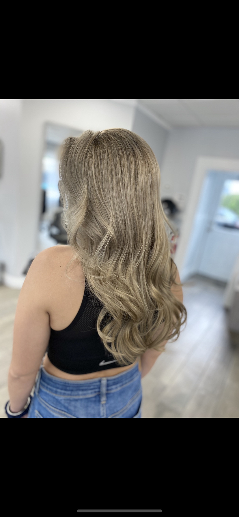 Women's Blow-Dry