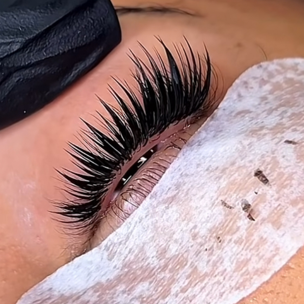 Medusa/Mascara Lash (Customized) 🐍 at Crystallarose Beauty in Erie, PA