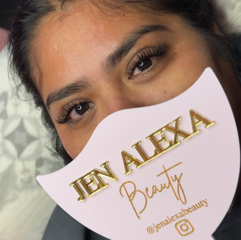 Hybrid Full Set at Jen Alexa Beauty in Highland, IN
