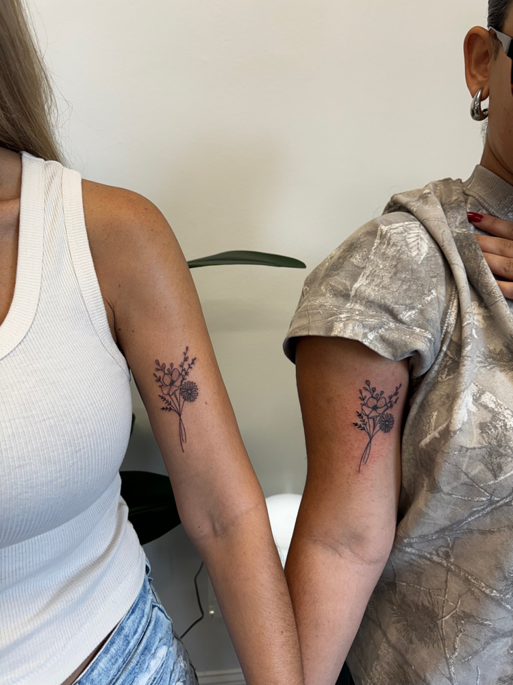 Fineline Tattoo