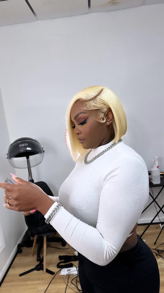 Closure Bob W/Hair Blonde