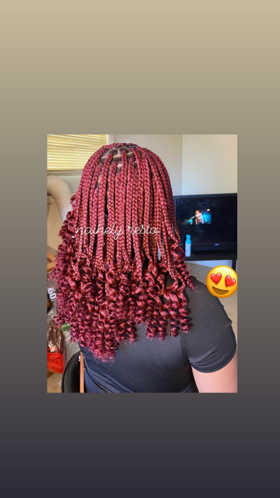 Small Backlength Knotless