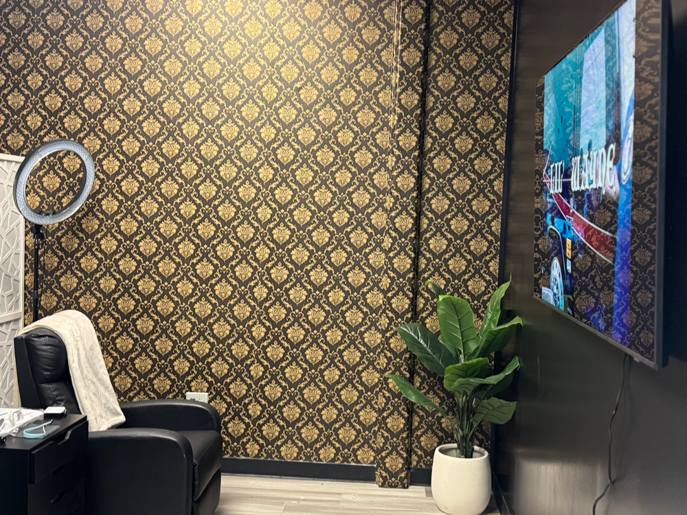 Private Room add