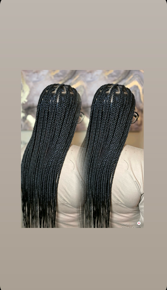 Medium Knotless
