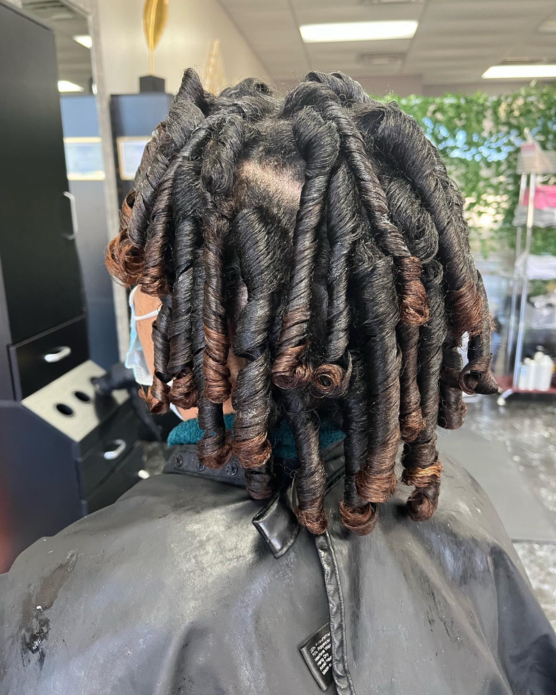 Flexi Rod/ Roller Set at HAUS OF JAYLA in Murfreesboro, TN