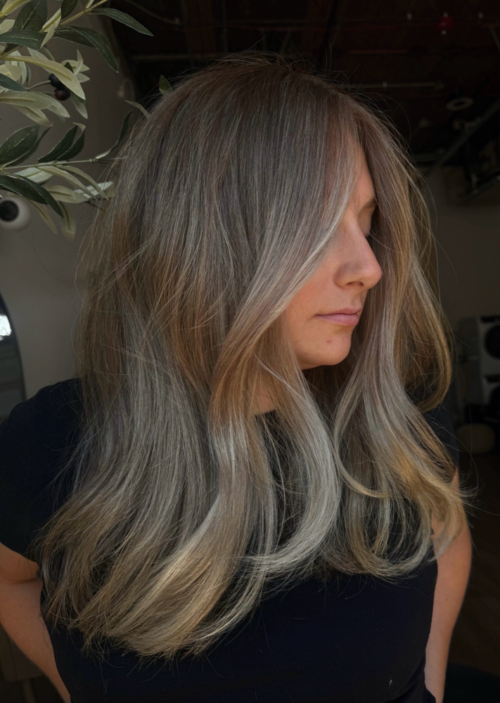 Haircut & Style