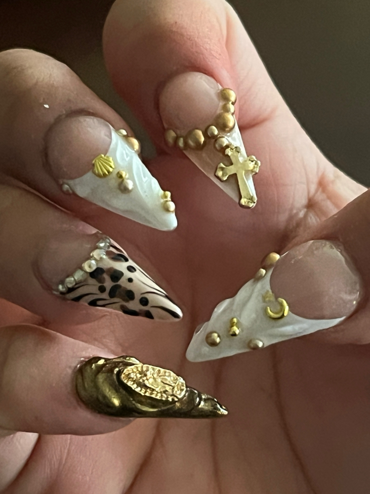 Medium/nail art