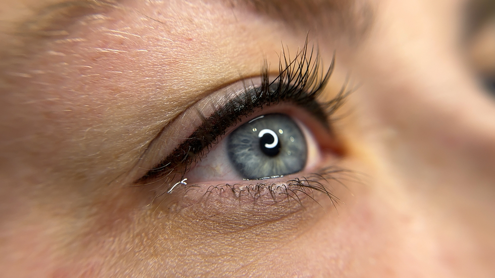 Eyeliner Touch Up