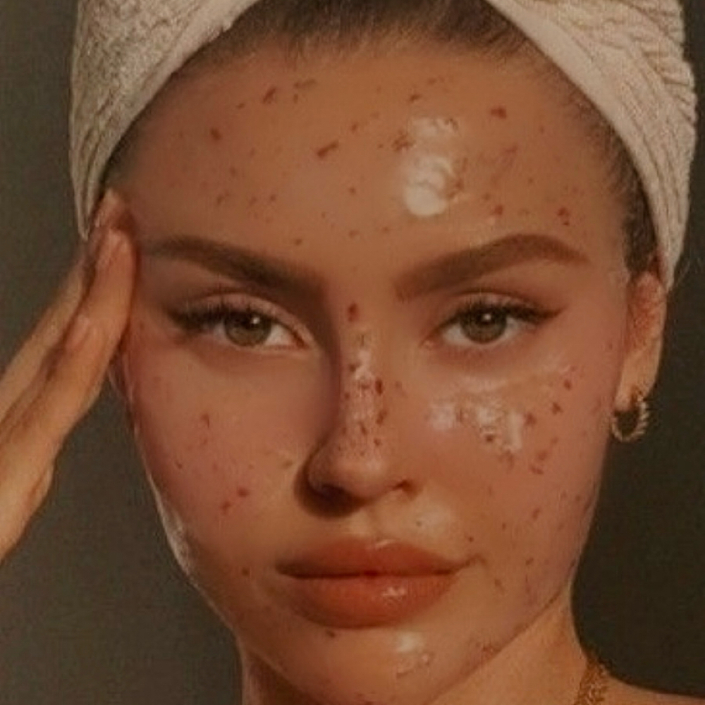 Full Face With Brows + Hydrojelly at Sweet Peach Waxing in Helotes, TX