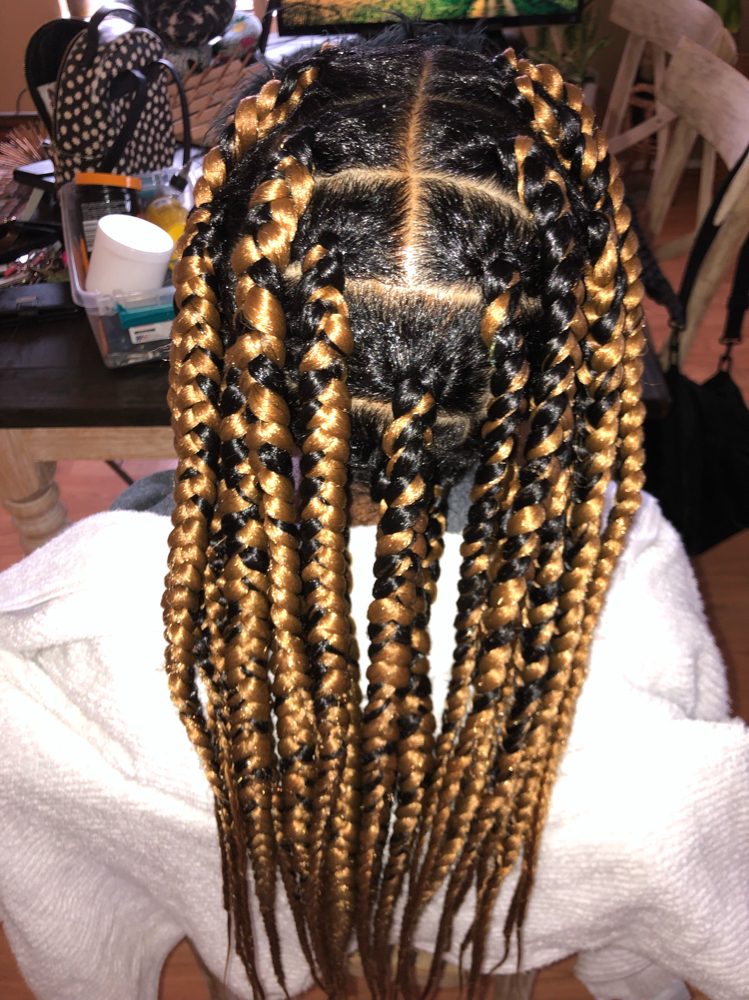 Lrg Mid Length Knotless Box Braids