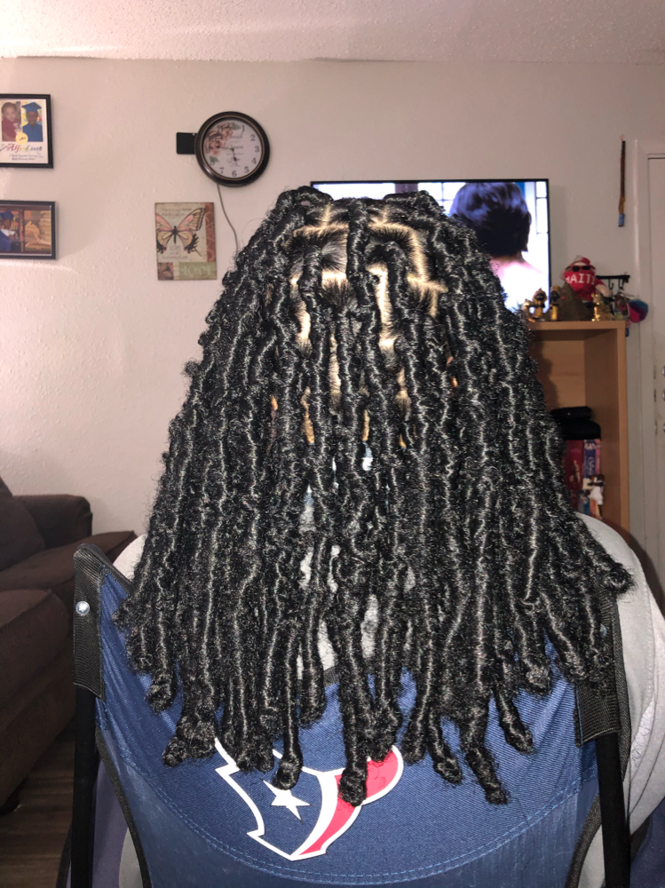 Med Mid Length Butterfly Locs