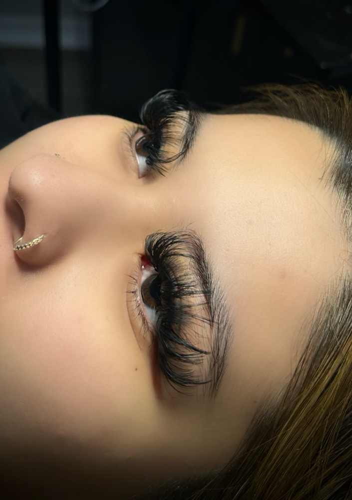 Dramatica Freestyle Fill at Magnify Lashes & Beauty in Goodyear, AZ