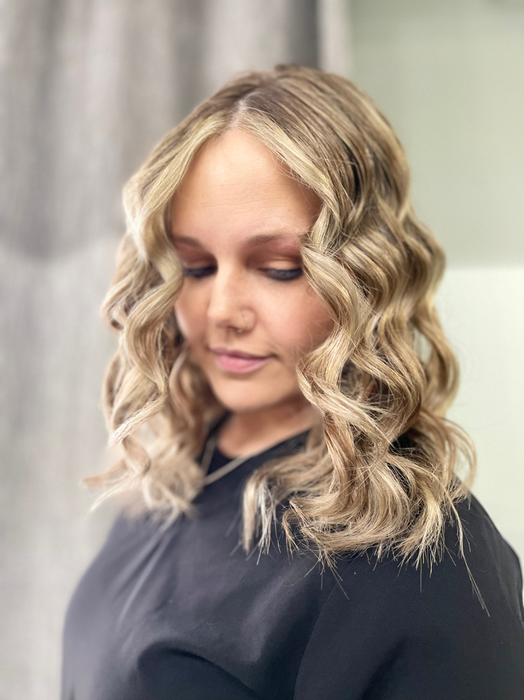 Women's Haircut with style