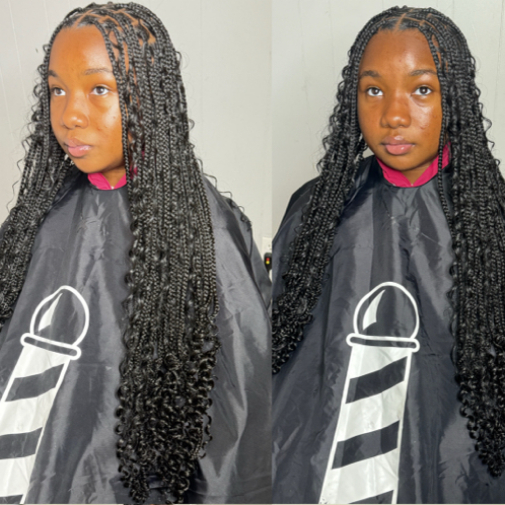 Medium Bohemian Knotless at Lyric Gifted Hands in Carson, MS