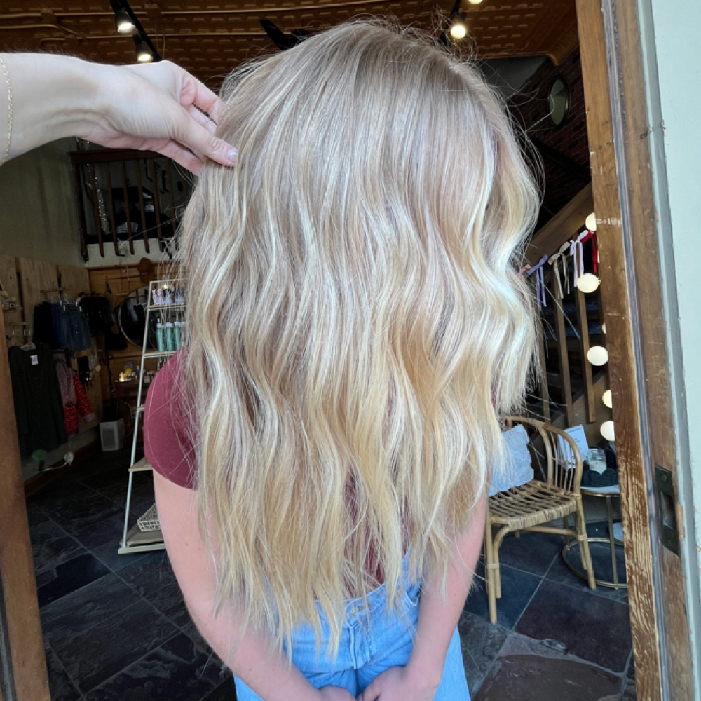 Dimensional blonde at Golden Hour Studio in Loveland, CO
