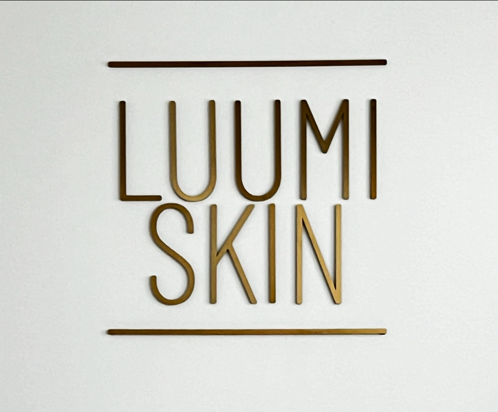 LUUMI Skin Signature