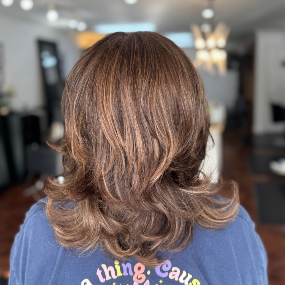 Partial Highlight & Root Touchup at styledbyemma.roaton in Myrtle, MS