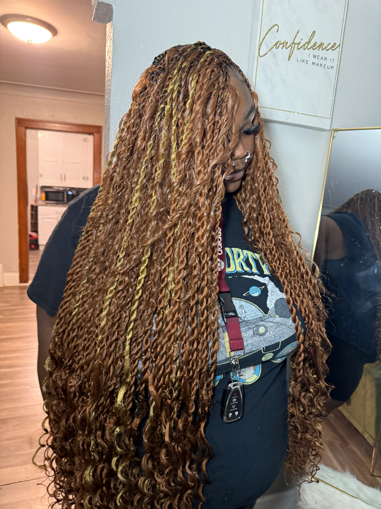 Boho/ Regular Island Twist at yesidohair in Toledo, OH
