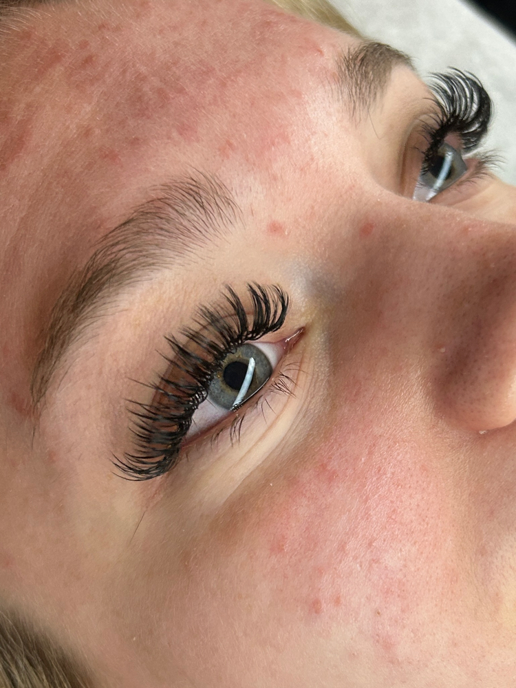 Wet Set Eyelash Extension