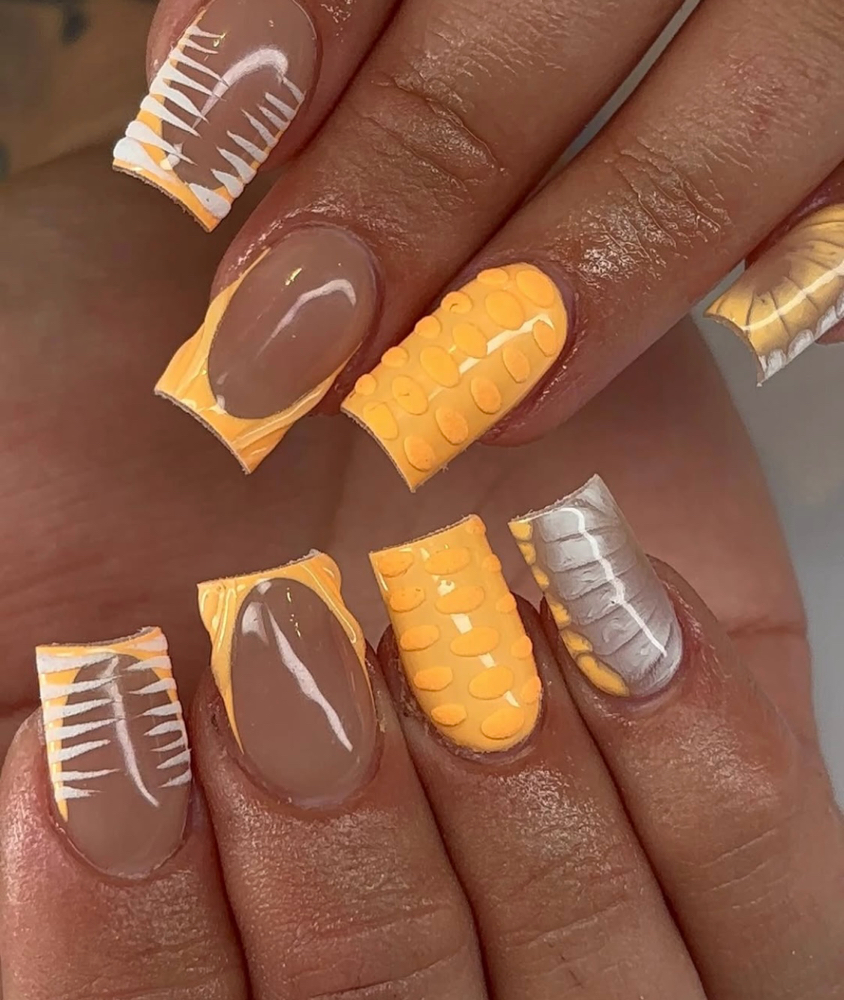 Acrylic Nail Art (Medium)