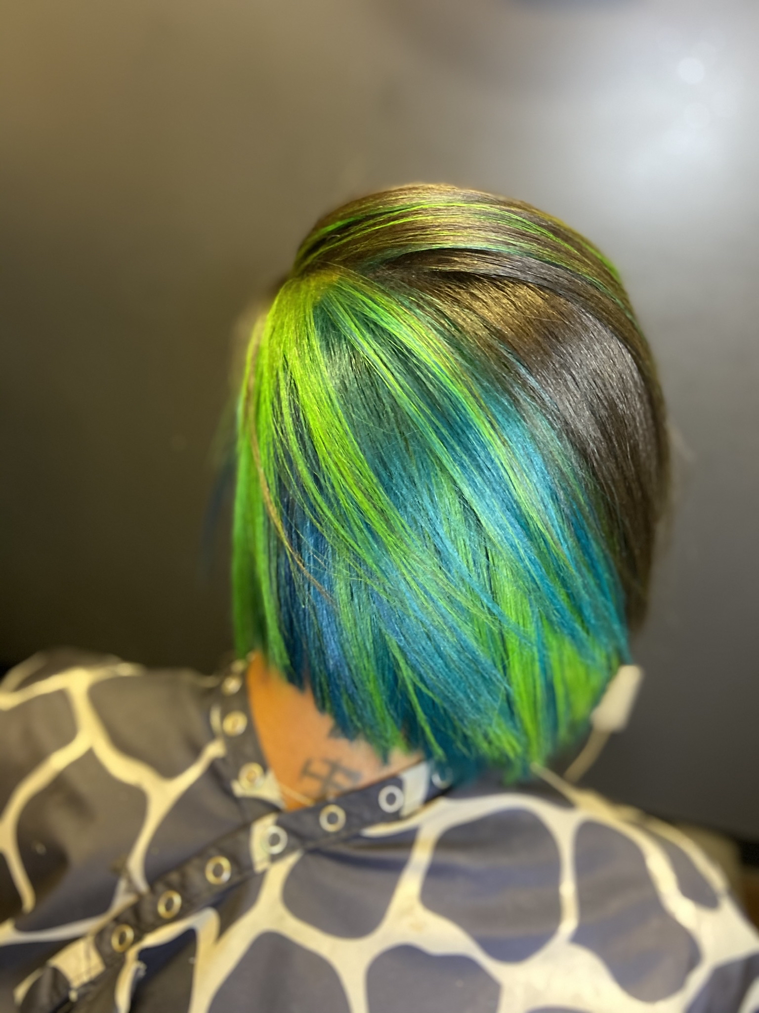 CREATIVE COLOR APPLICATION